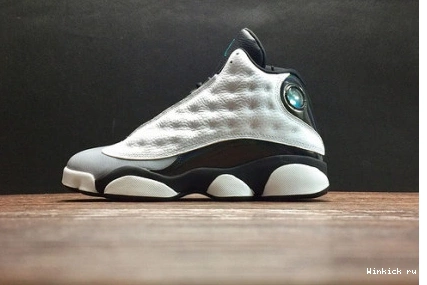 13 JORDAN “BARONS WHITE GREY RETRO AIR MENS HOLOGRAM” 1212